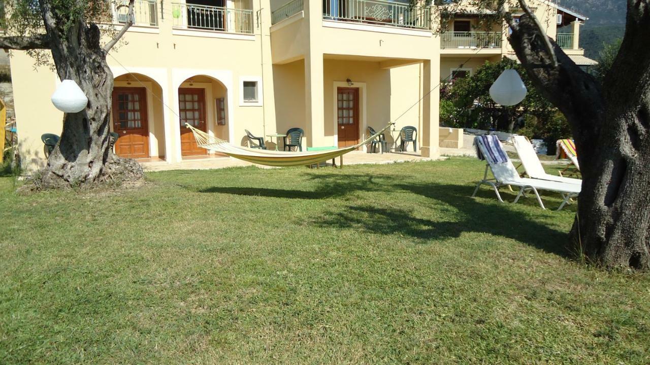 איפסוס Nefele'S Apartments מראה חיצוני תמונה